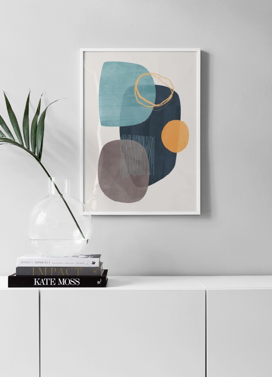  – Abstracte grafische kunst met abstracte vormen in blauw en oranje op een beige achtergrond