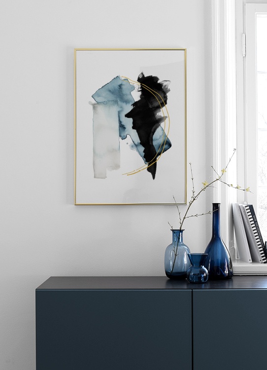  – Aquarel met abstracte vormen in zwart en blauw met twee gouden halfronde bogen