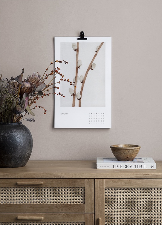 – Calendrier mural avec des illustrations botaniques de fleurs et de plantes pour chaque mois de l’année